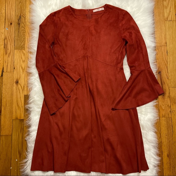 Red Velvet Mango Dress - Picture 2 of 4